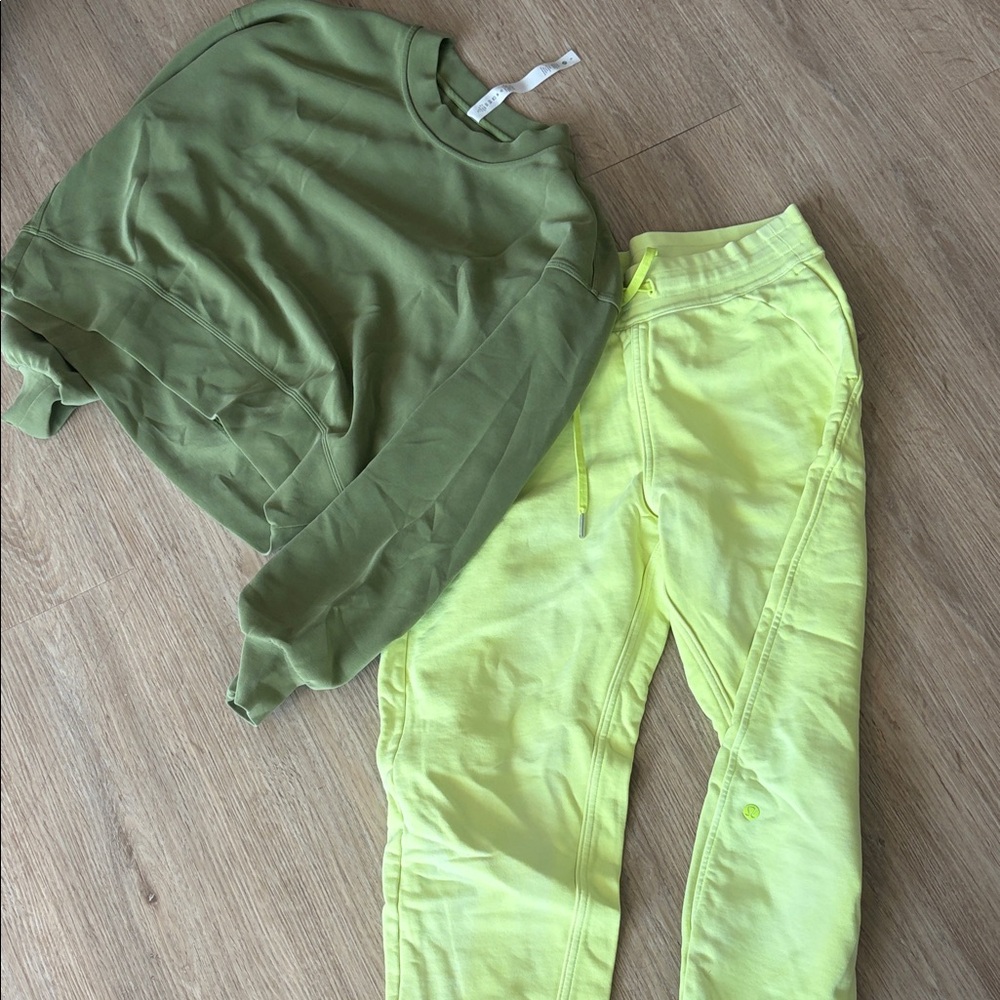 Women’s LuLuLemon Green and Yellow Sweatshirt and Joggers Set of 2